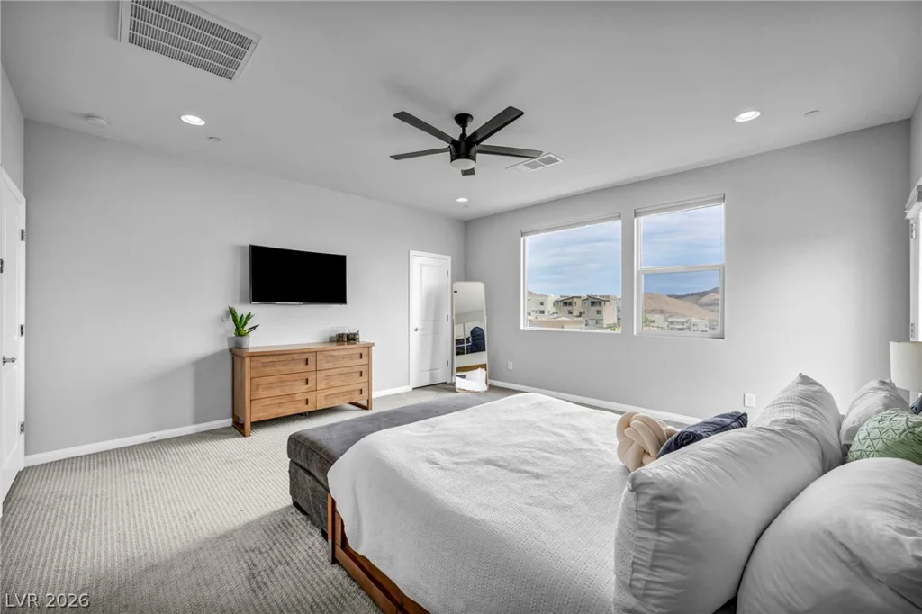 11573 Hawking, Las Vegas, NV 89138