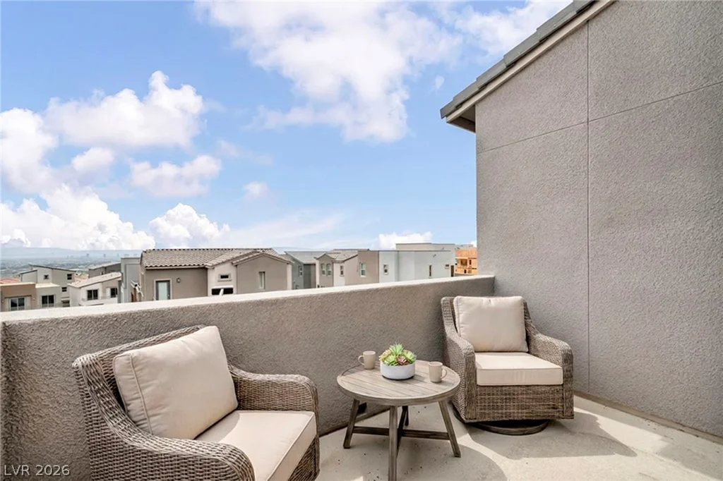 11573 Hawking, Las Vegas, NV 89138