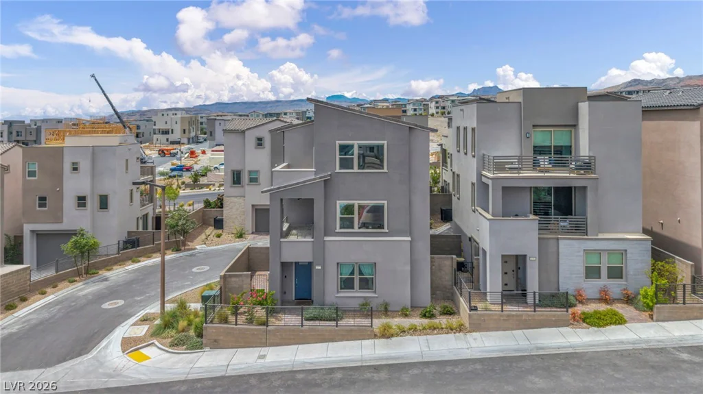 11573 Hawking, Las Vegas, NV 89138