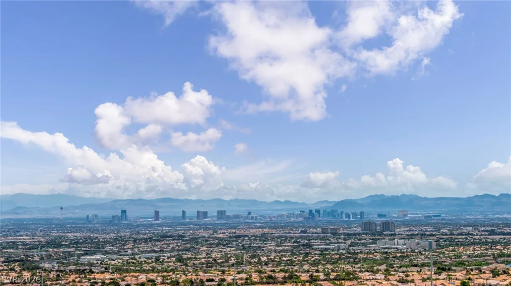 11573 Hawking, Las Vegas, NV 89138