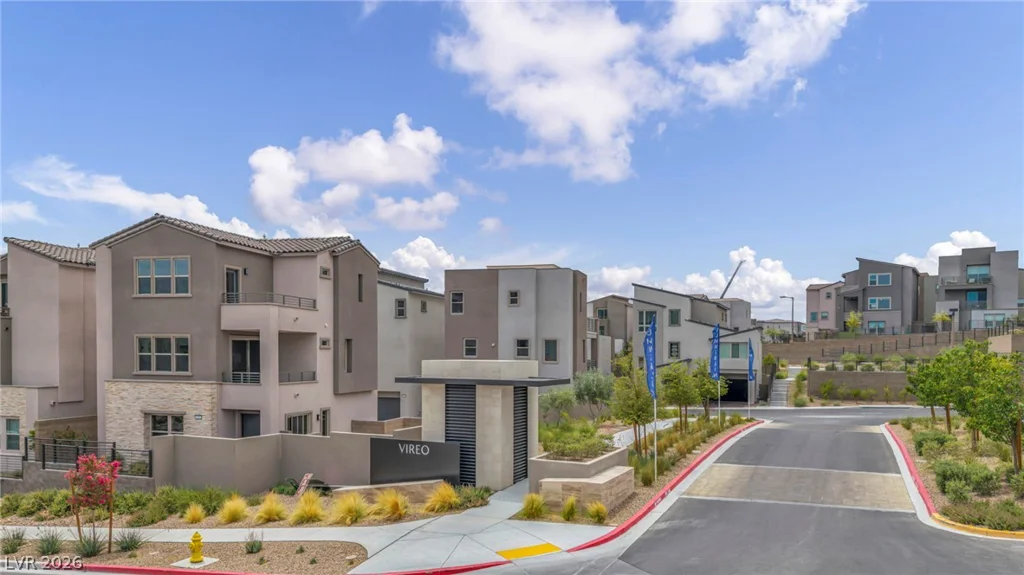 11573 Hawking, Las Vegas, NV 89138