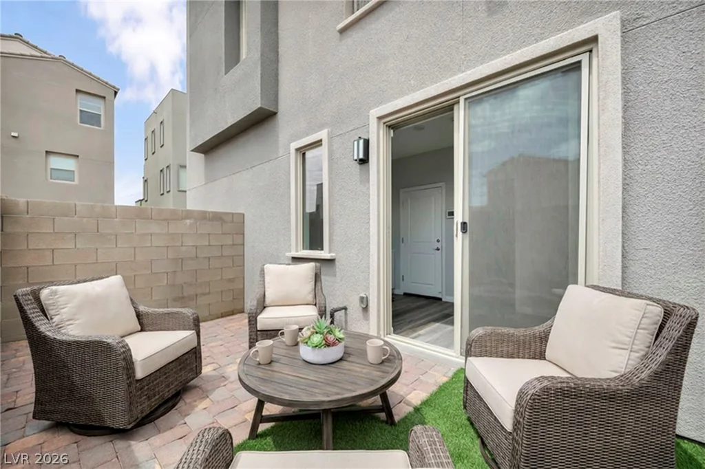 11573 Hawking, Las Vegas, NV 89138
