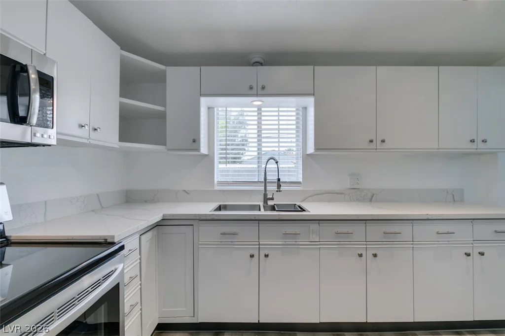 1922 Houston, Las Vegas, NV 89104