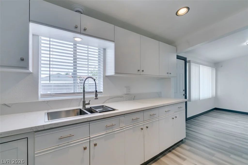 1922 Houston, Las Vegas, NV 89104