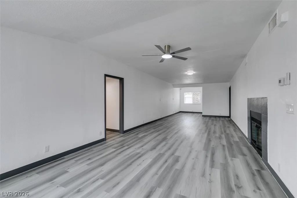 1922 Houston, Las Vegas, NV 89104
