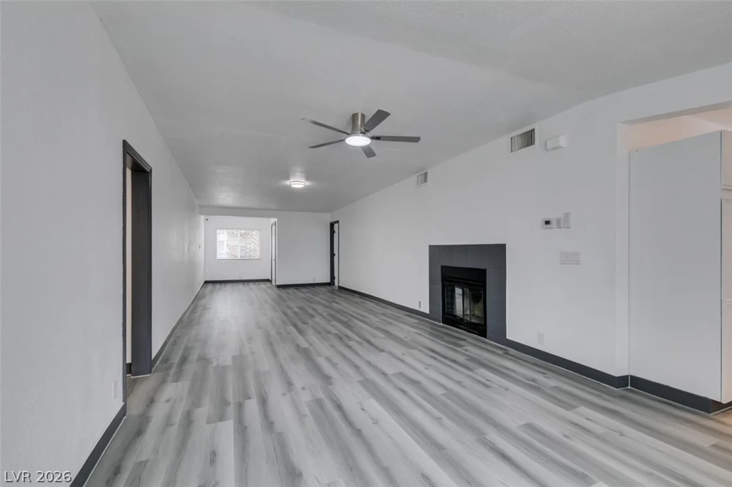 1922 Houston, Las Vegas, NV 89104