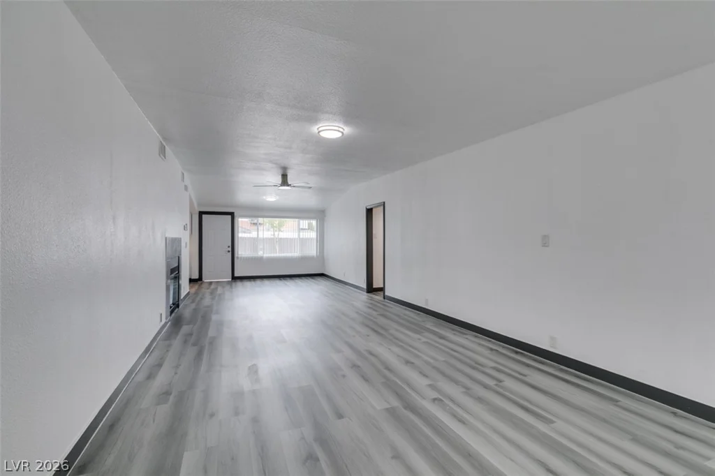 1922 Houston, Las Vegas, NV 89104