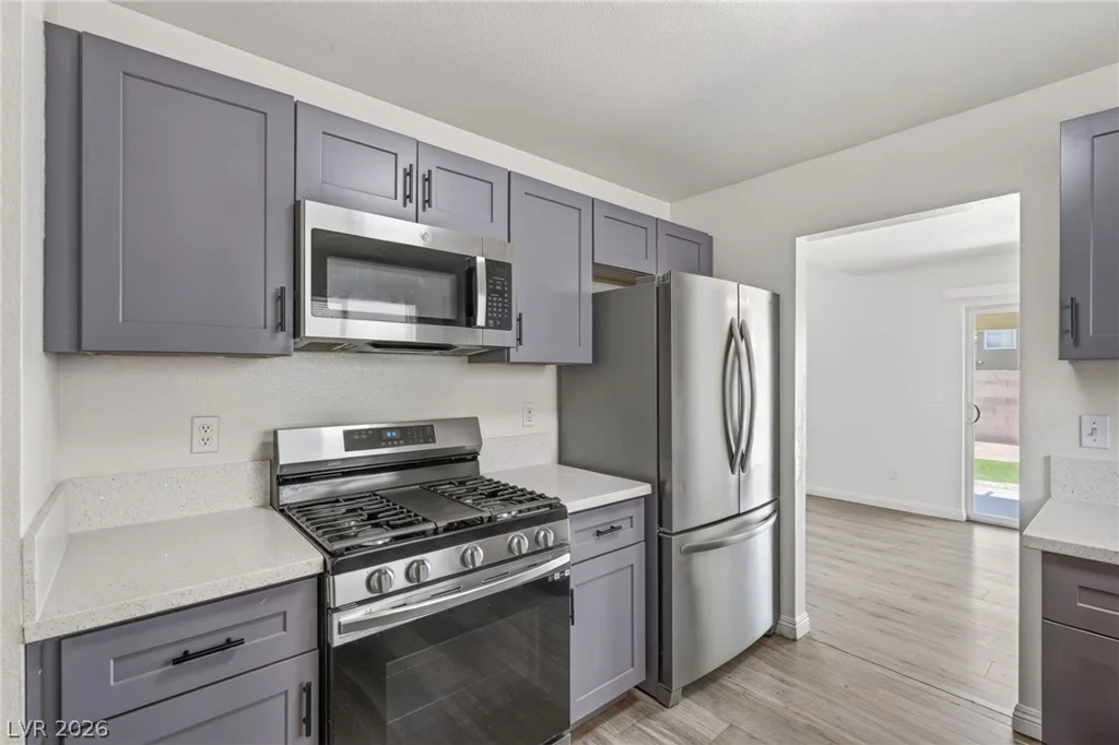 4215 Dobson, Las Vegas, NV 89115