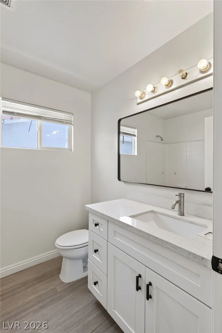 4215 Dobson, Las Vegas, NV 89115