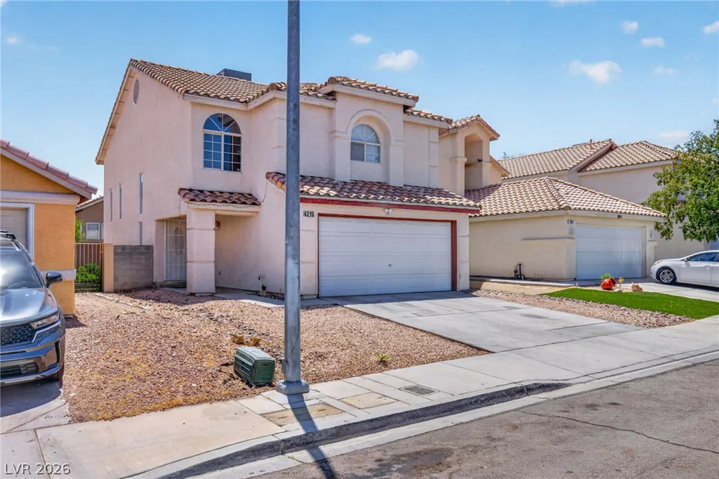 4215 Dobson, Las Vegas, NV 89115
