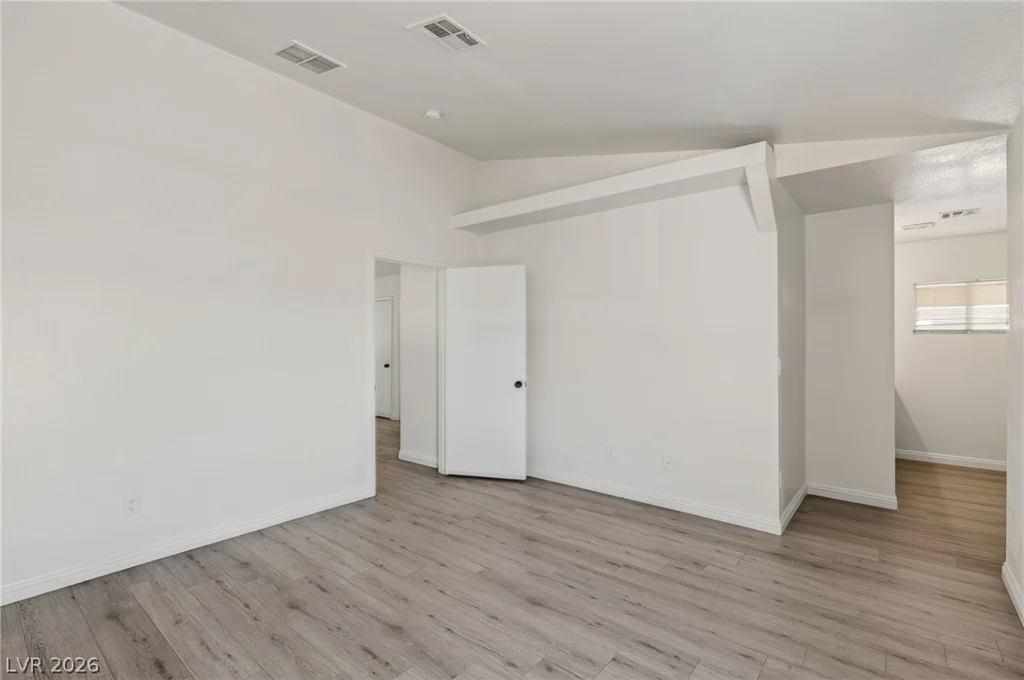 4215 Dobson, Las Vegas, NV 89115