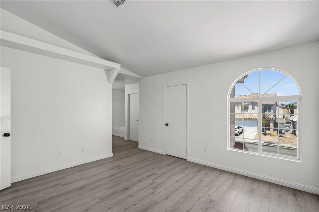 4215 Dobson, Las Vegas, NV 89115