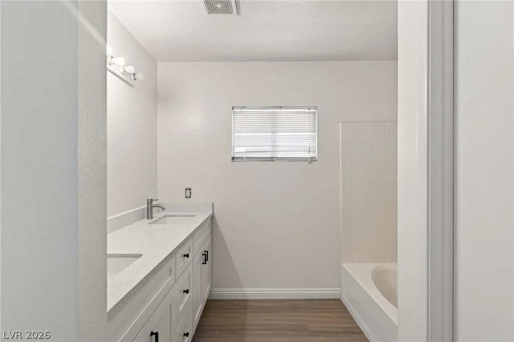 4215 Dobson, Las Vegas, NV 89115