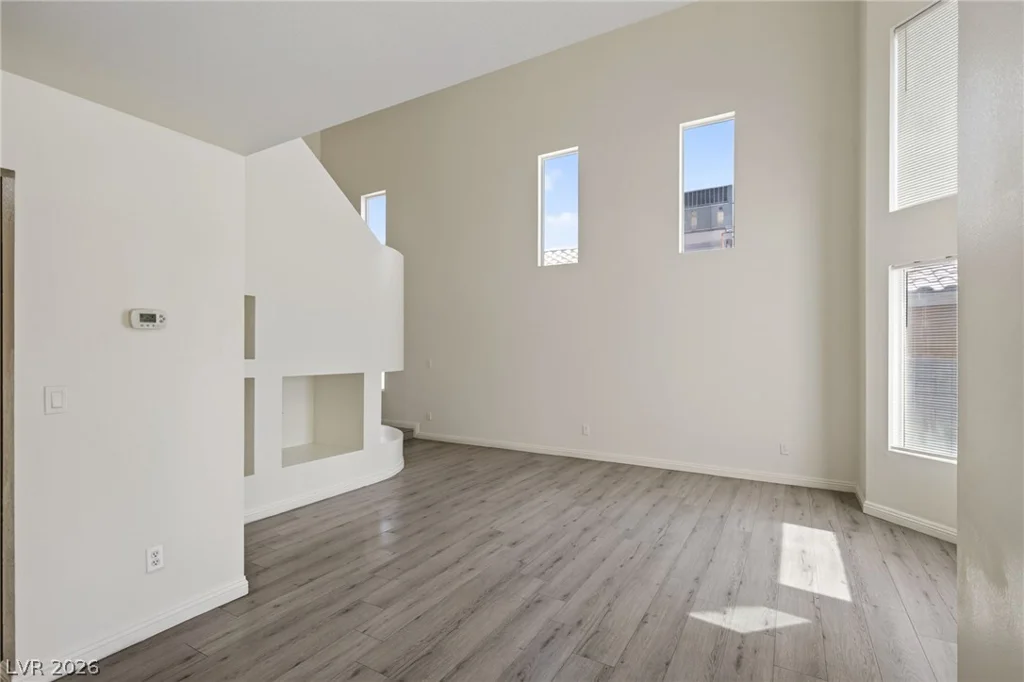 4215 Dobson, Las Vegas, NV 89115