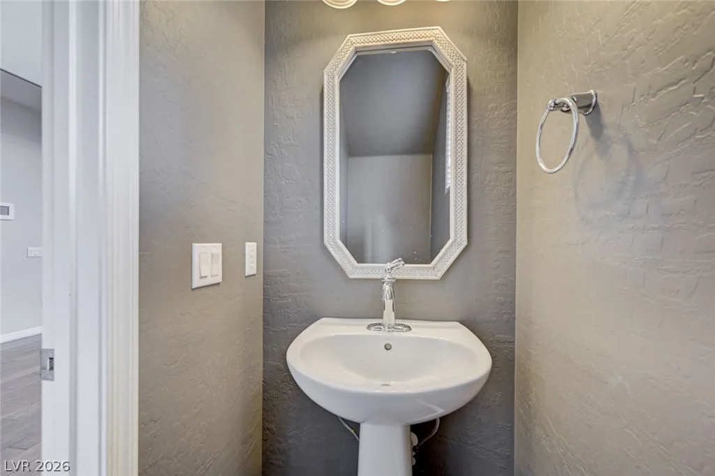 11234 Almador Vista, Las Vegas, NV 89135