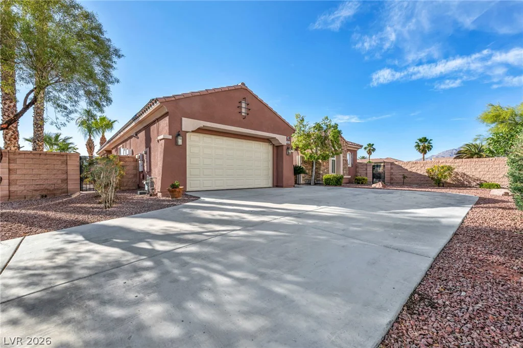 8324 Chapelle, Las Vegas, NV 89131