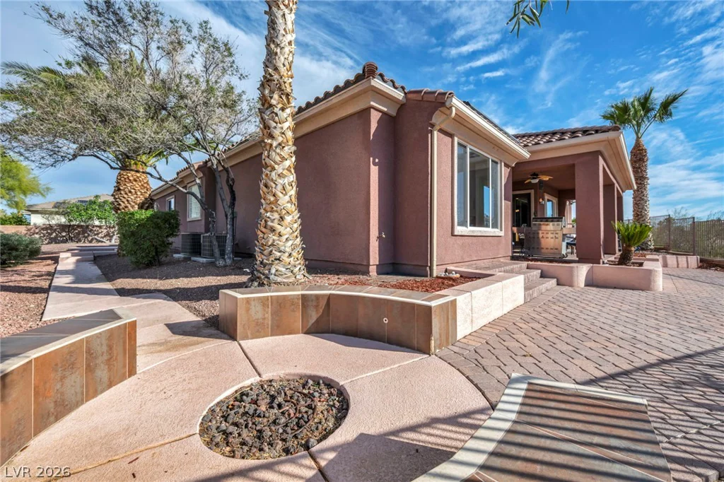 8324 Chapelle, Las Vegas, NV 89131