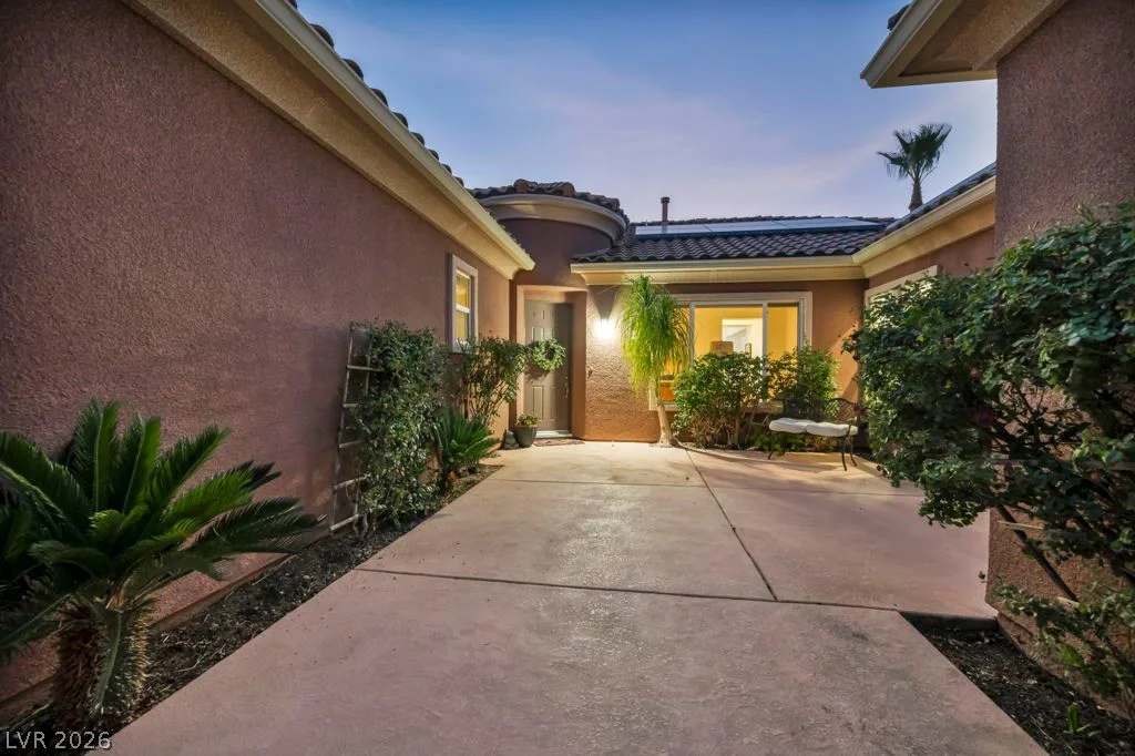 8324 Chapelle, Las Vegas, NV 89131