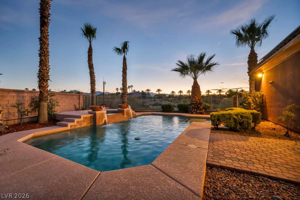 8324 Chapelle, Las Vegas, NV 89131