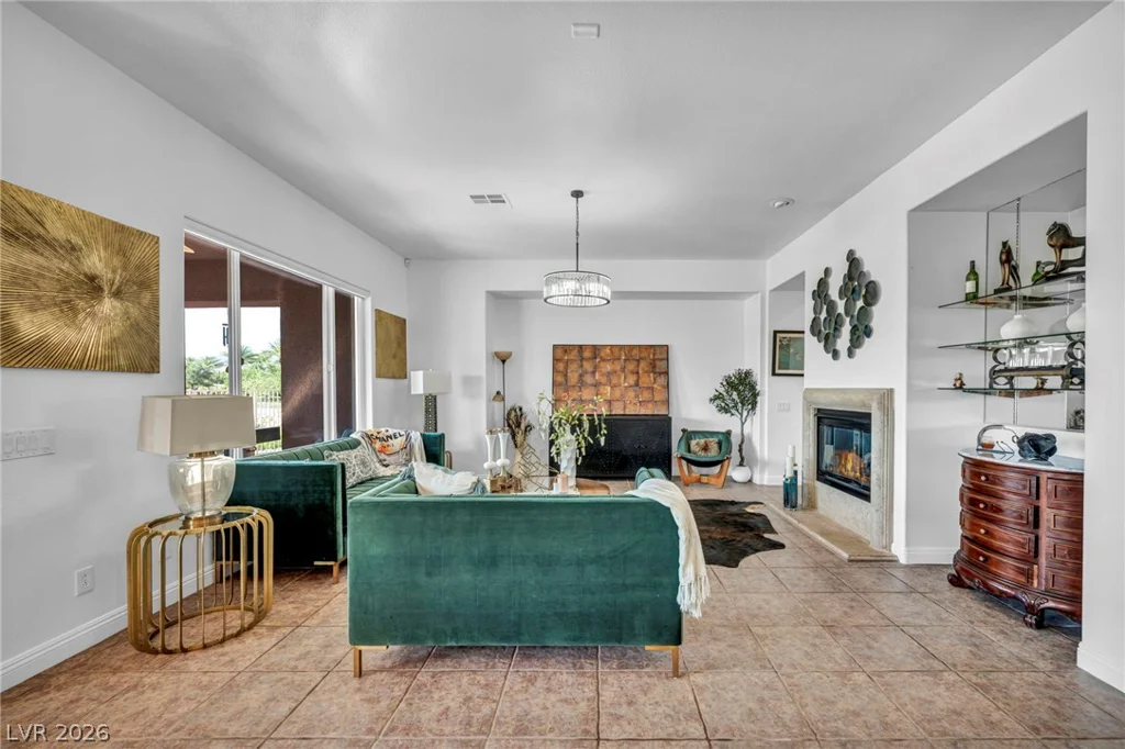 8324 Chapelle, Las Vegas, NV 89131