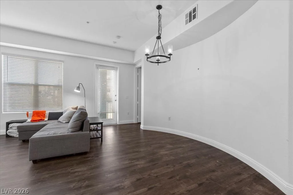 62 Serene, Las Vegas, NV 89123