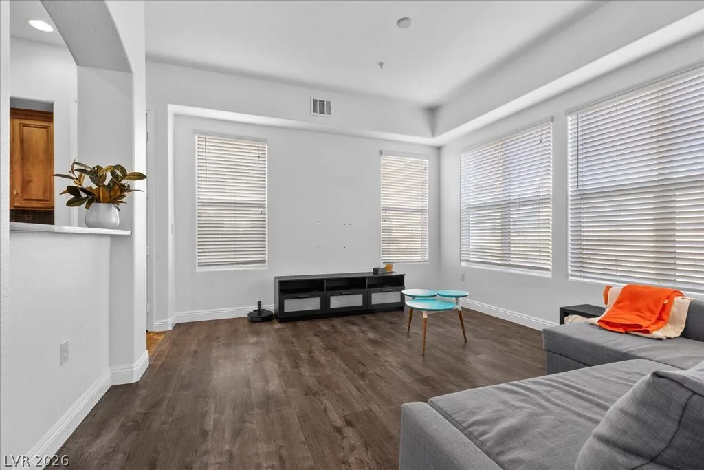 62 Serene, Las Vegas, NV 89123