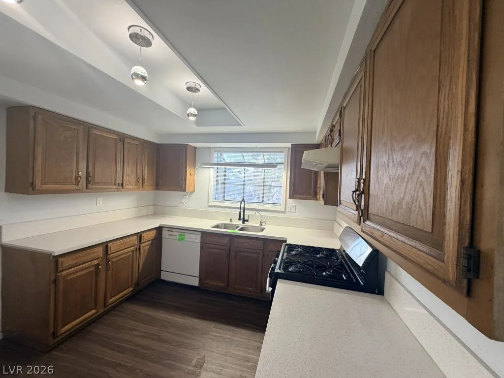 3940 Edgemoor, Las Vegas, NV 89121