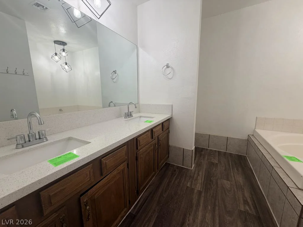 3940 Edgemoor, Las Vegas, NV 89121