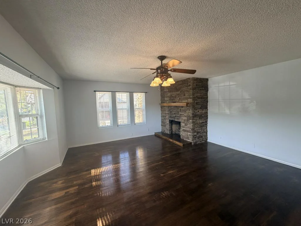 3940 Edgemoor, Las Vegas, NV 89121