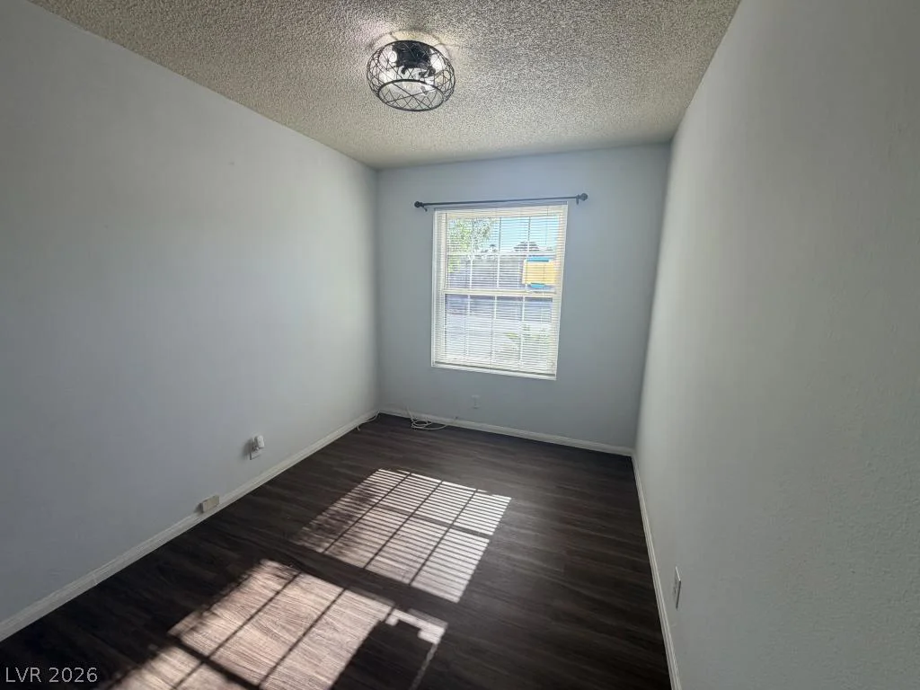 3940 Edgemoor, Las Vegas, NV 89121