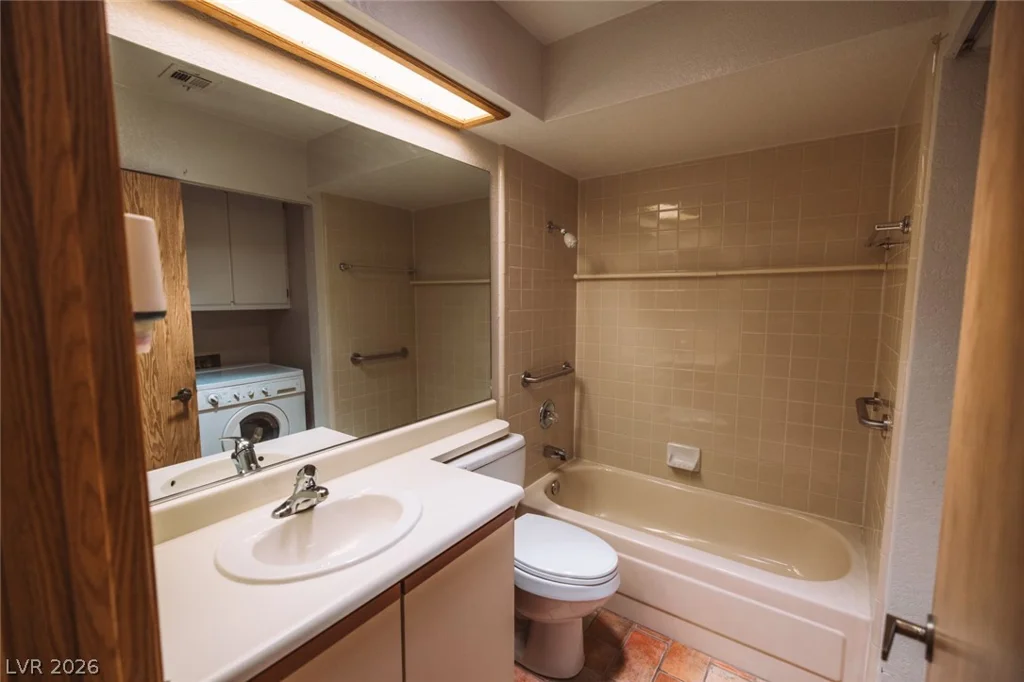 5204 Las Cruces, Las Vegas, NV 89130
