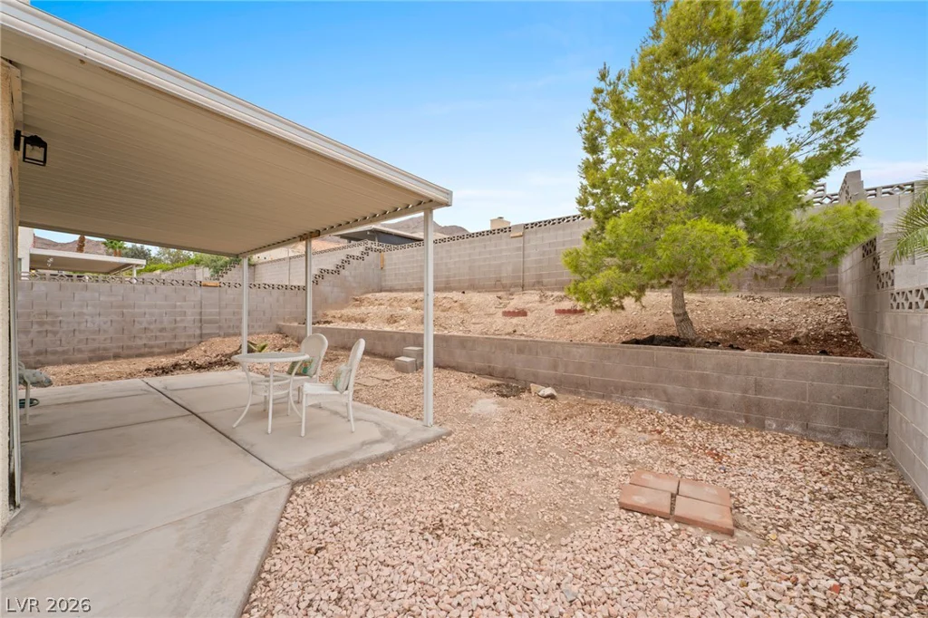 7155 Carey, Las Vegas, NV 89156