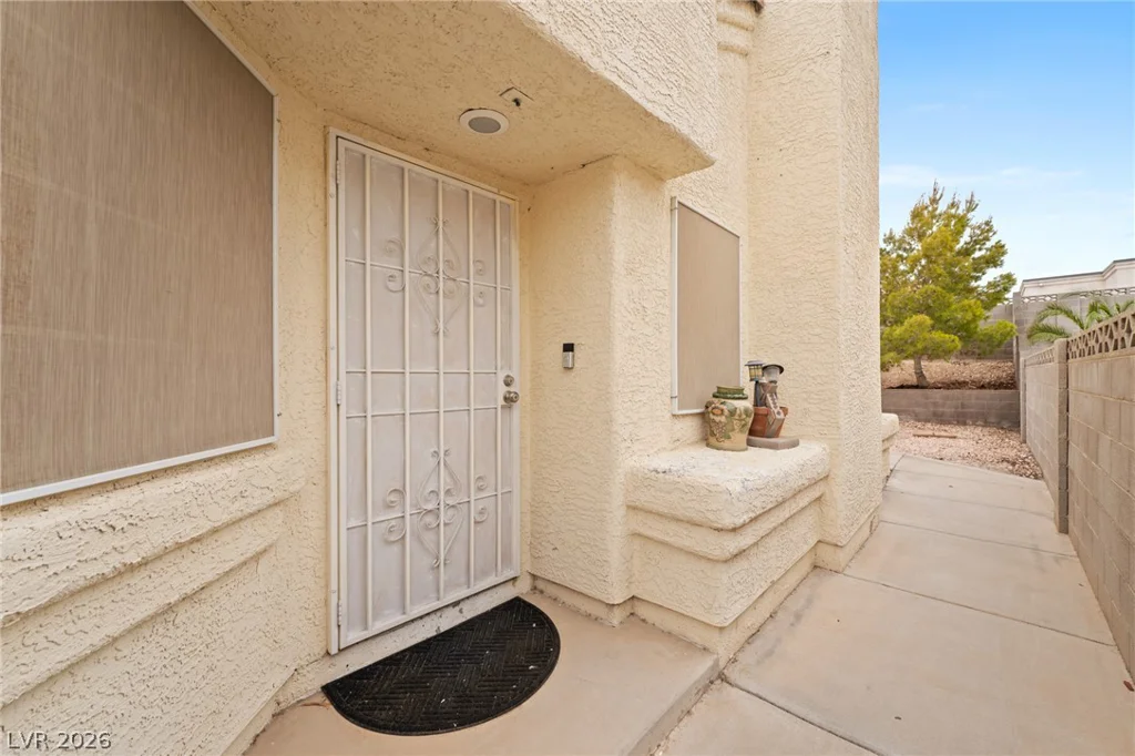 7155 Carey, Las Vegas, NV 89156