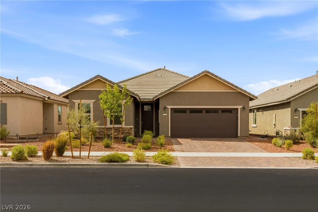 98 Cadence Crest, Henderson, NV 89011