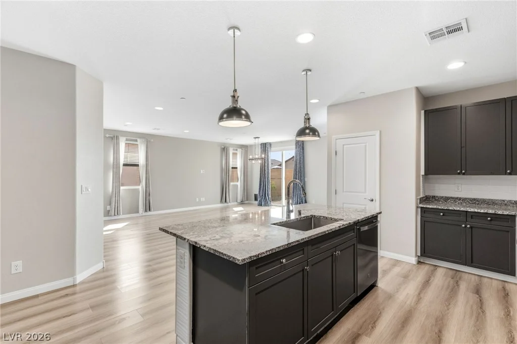 98 Cadence Crest, Henderson, NV 89011
