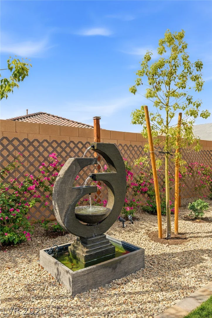98 Cadence Crest, Henderson, NV 89011