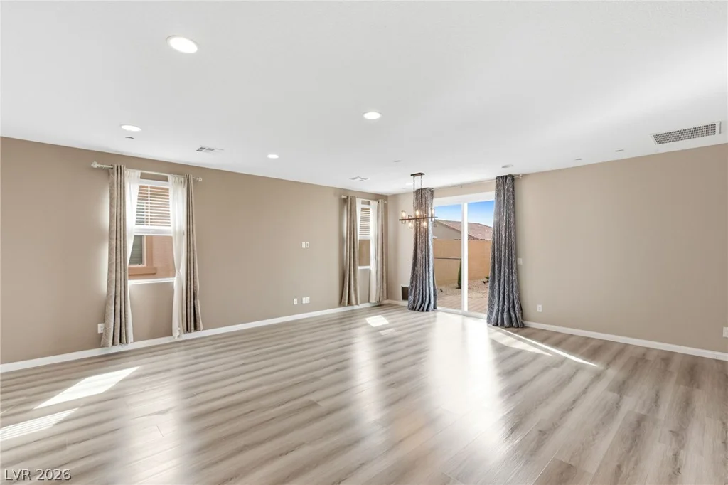 98 Cadence Crest, Henderson, NV 89011