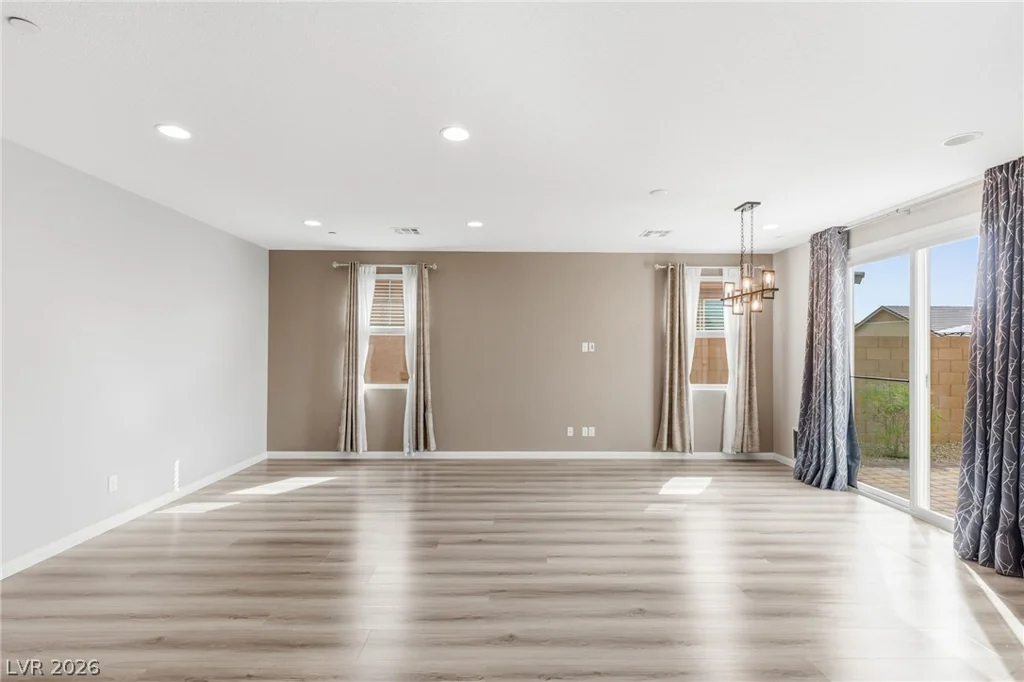 98 Cadence Crest, Henderson, NV 89011
