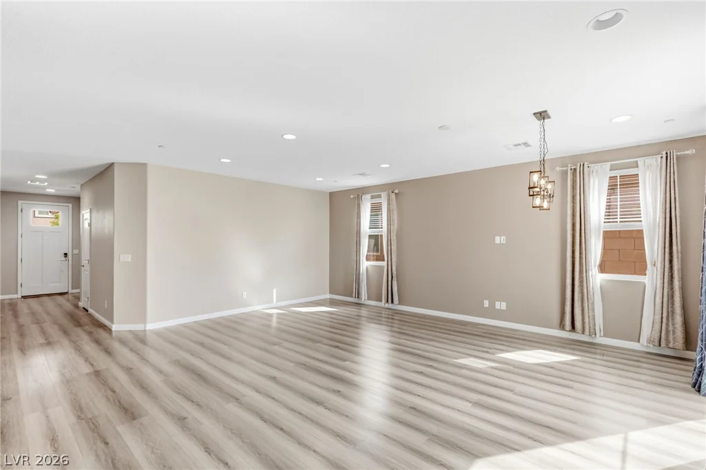 98 Cadence Crest, Henderson, NV 89011