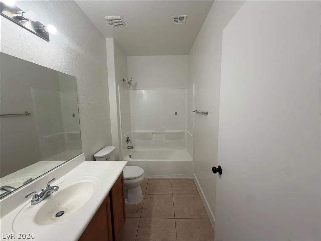 4675 Basilicata, North Las Vegas, NV 89084