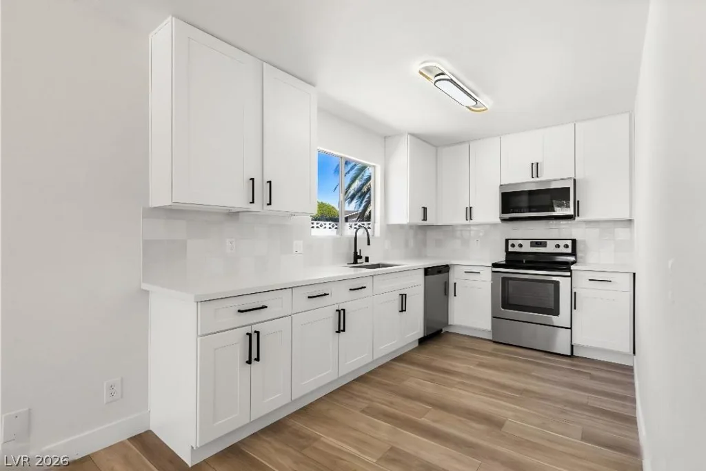 3420 Warm Springs, Las Vegas, NV 89118