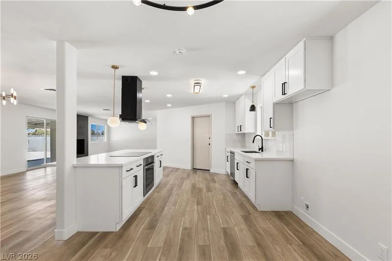 3420 Warm Springs, Las Vegas, NV 89118
