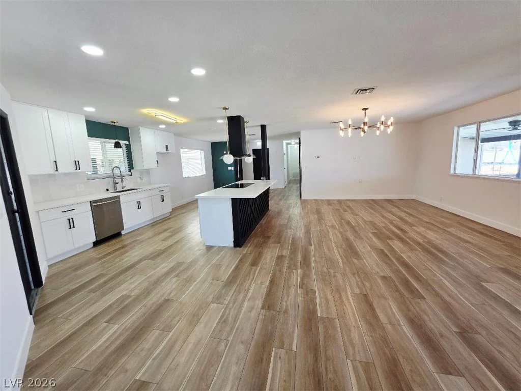 3420 Warm Springs, Las Vegas, NV 89118
