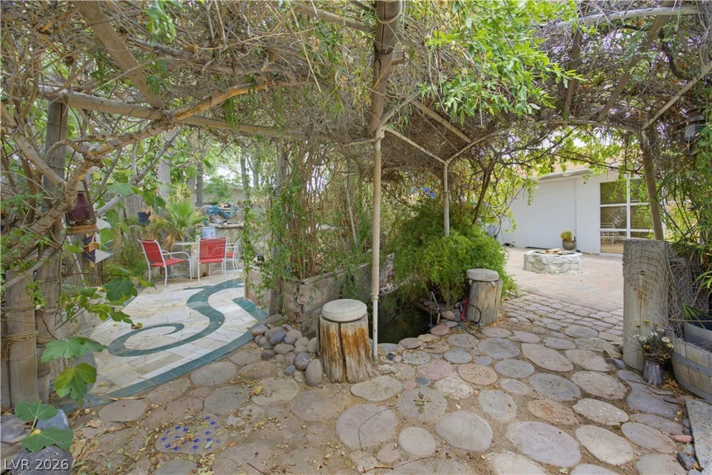 4100 El Cederal, Las Vegas, NV 89102