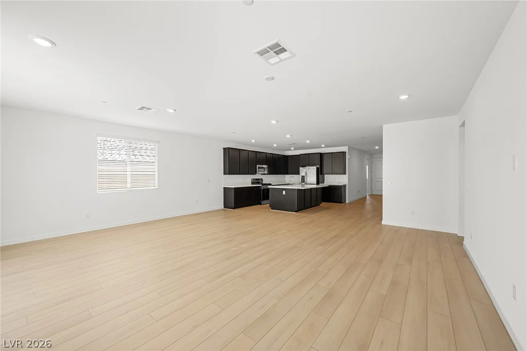 10898 Lewis Pointe, Las Vegas, NV 89166