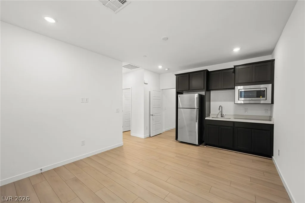 10898 Lewis Pointe, Las Vegas, NV 89166