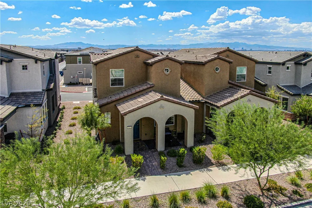 826 Royal Beekman, Henderson, NV 89011