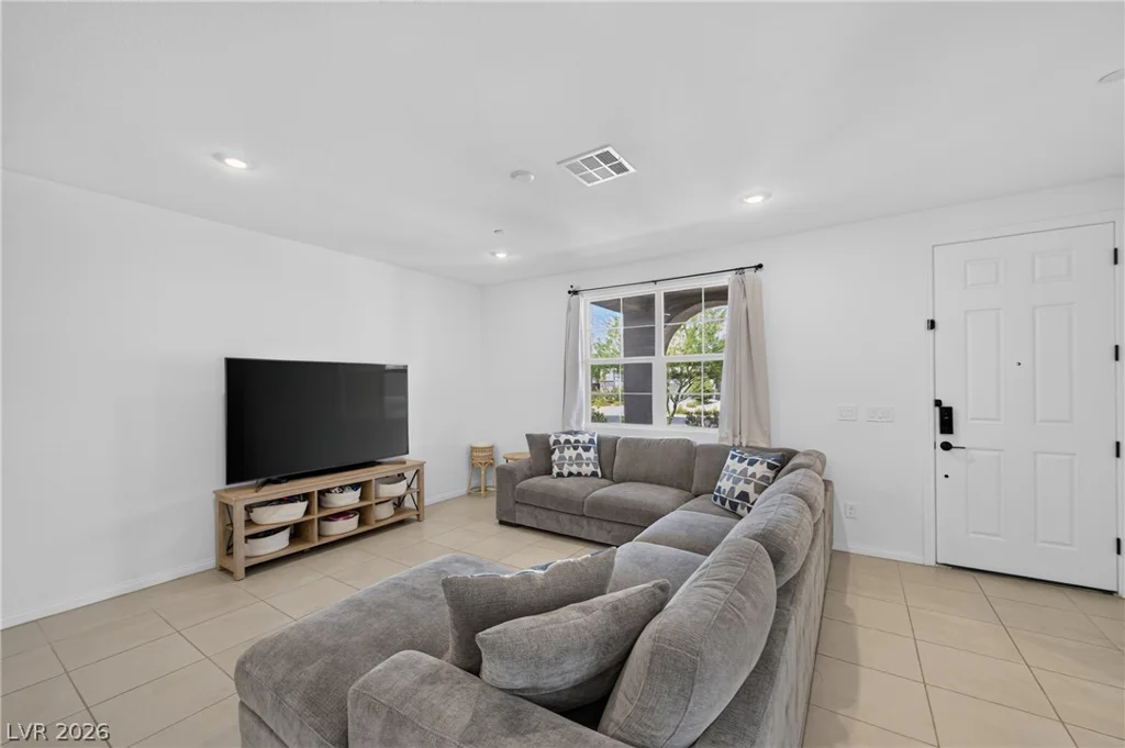 826 Royal Beekman, Henderson, NV 89011
