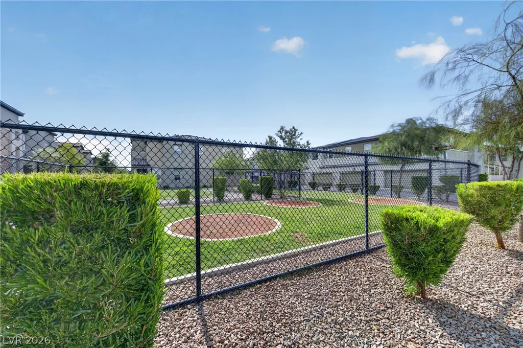 826 Royal Beekman, Henderson, NV 89011