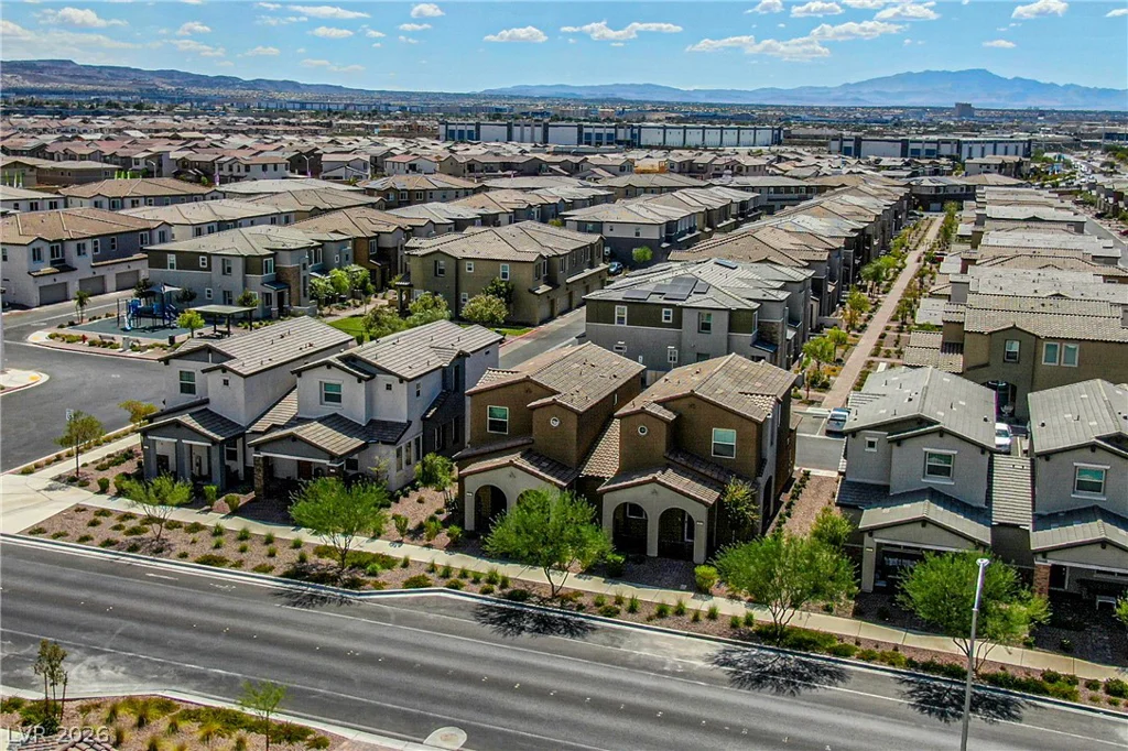 826 Royal Beekman, Henderson, NV 89011